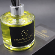 Load image into Gallery viewer, LEMONGRASS AND GREEN TEA DIFFUSER